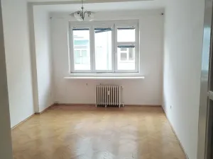 Pronájem bytu 2+1, Pardubice, Sladkovského, 75 m2