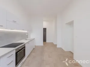 Prodej bytu 2+kk, Přerov, Husova, 37 m2