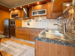 Pronájem bytu 2+kk, Praha - Prosek, Vysočanská, 67 m2