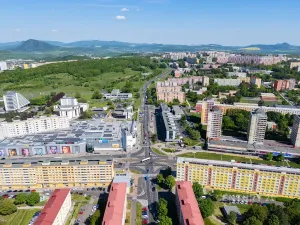 Pronájem obchodního prostoru, Most, Františka Halase, 90 m2