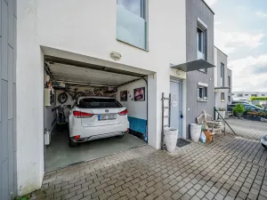 Prodej rodinného domu, Praha - Cholupice, Zálužická, 153 m2