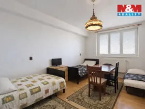 Prodej bytu 2+1, Praha, K louži, 46 m2