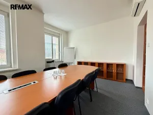 Pronájem kanceláře, Praha - Strašnice, Průběžná, 128 m2