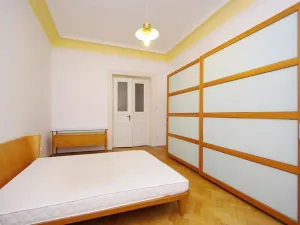 Pronájem bytu 2+kk, Praha - Vinohrady, Korunní, 60 m2