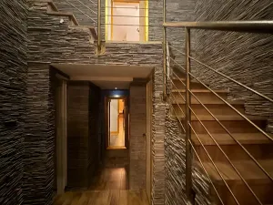 Pronájem obchodního prostoru, Praha - Nové Město, Soukenická, 181 m2