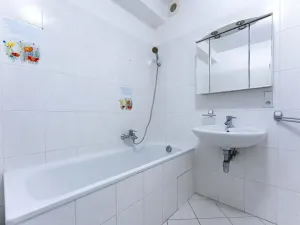 Pronájem bytu 3+1, Praha - Žižkov, Pod kapličkou, 98 m2