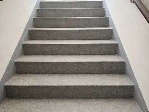 Pronájem obchodního prostoru, Praha - Horní Počernice, Komárovská, 66 m2