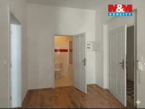 Pronájem bytu 2+kk, Kolín - Kolín I, Husova, 35 m2