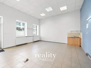 Pronájem obchodního prostoru, Znojmo, Jarošova, 30 m2