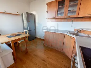 Prodej bytu 1+kk, Praha - Troja, Hnězdenská, 41 m2