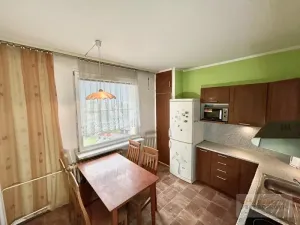 Prodej bytu 4+1, Broumov, U Větrolamu, 71 m2