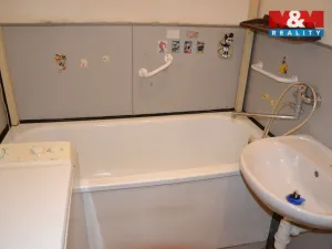 Prodej bytu 3+1, Náchod, Pražská, 58 m2