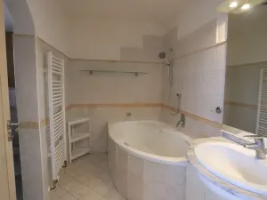 Prodej rodinného domu, Praha - Újezd nad Lesy, Novosibřinská, 176 m2