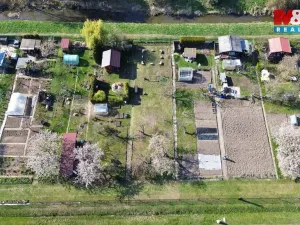 Prodej zahrady, Hradec Králové, U Mostku, 300 m2