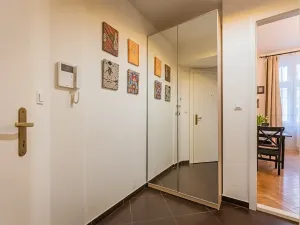 Pronájem bytu 1+kk, Praha - Holešovice, Šimáčkova, 26 m2