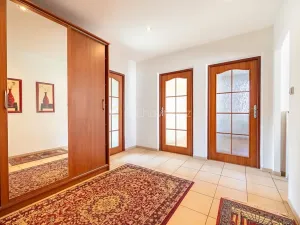 Prodej bytu 4+1, Praha - Hostivař, Bělinského, 81 m2