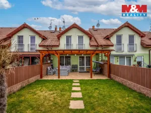 Prodej rodinného domu, Veltrusy, Lomená, 118 m2