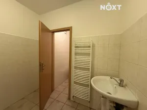 Pronájem obchodního prostoru, Jilemnice, Husova, 80 m2