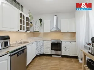 Prodej rodinného domu, Kněževes, Libušina, 100 m2