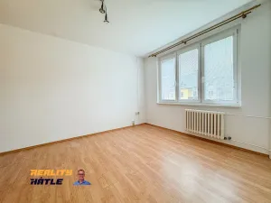 Pronájem bytu 1+1, Hořice, Pod Lipou, 38 m2