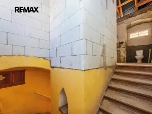 Prodej rodinného domu, Černuc, 330 m2