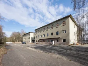 Prodej výrobních prostor, Žarošice, 2250 m2