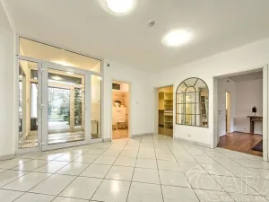 Pronájem rodinného domu, Dolní Břežany, V Úvozu, 380 m2