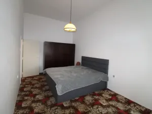 Prodej bytu 3+1, Karlovy Vary, nábřeží Jana Palacha, 77 m2