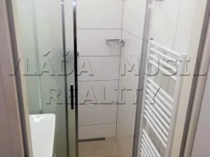 Pronájem bytu 2+kk, Praha - Libeň, Novákových, 35 m2