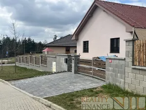 Pronájem rodinného domu, Hradec, 121 m2