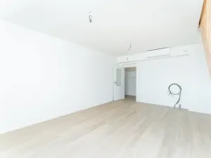 Prodej bytu 2+kk, Praha - Libeň, Zenklova, 60 m2