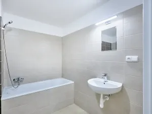 Pronájem bytu 1+kk, Plzeň, Rejskova, 50 m2