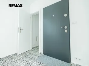 Pronájem bytu 2+kk, Jindřichův Hradec, Tovární, 61 m2