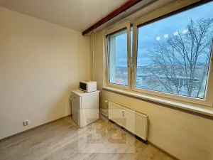Pronájem bytu 2+1, Zlín, L. Váchy, 54 m2