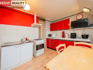 Prodej bytu 3+1, Praha - Dejvice, Na Hanspaulce, 93 m2