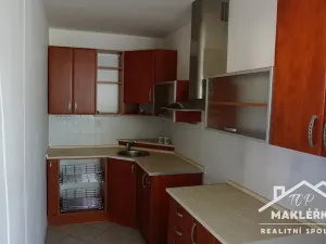 Prodej bytu 2+1, Přelouč, náměstí 17. listopadu, 64 m2