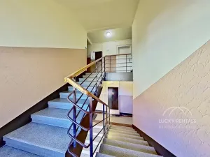 Pronájem bytu 1+kk, Praha - Braník, Branická, 33 m2