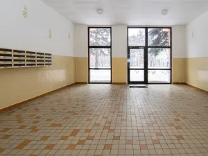 Pronájem bytu 1+kk, Praha - Střížkov, Bínova, 37 m2