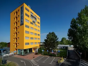 Pronájem kanceláře, Praha - Čakovice, Kostelecká, 15 m2