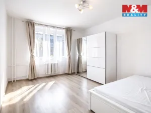 Pronájem bytu 3+kk, Praha - Vysočany, Podnádražní, 72 m2