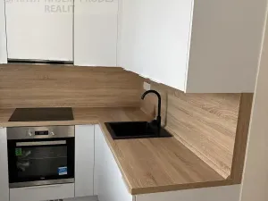 Pronájem bytu 1+1, Ostrava, Zeyerova, 28 m2