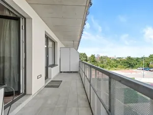 Pronájem bytu 2+kk, Praha - Strašnice, Zvěřinova, 72 m2