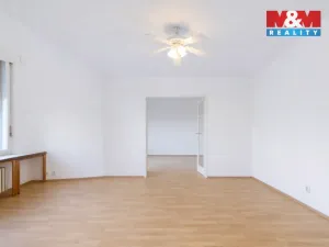 Pronájem bytu 3+1, Praha - Nové Město, Masarykovo nábřeží, 110 m2