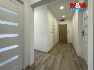 Prodej bytu 3+1, Karviná - Hranice, Čsl. armády, 74 m2