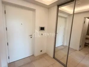 Pronájem bytu 2+kk, Praha - Libeň, Menclova, 53 m2