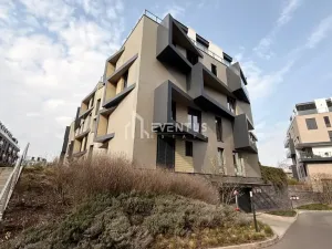 Pronájem bytu 2+kk, Praha - Libeň, Menclova, 53 m2