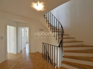 Pronájem vily, Praha - Nebušice, 250 m2