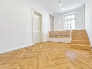 Pronájem kanceláře, Praha - Vinohrady, U vodárny, 72 m2
