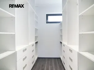 Prodej rodinného domu, Mutěnice, Díly, 220 m2