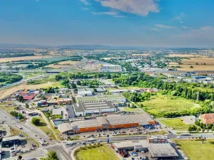 Prodej výrobních prostor, Brno, Hněvkovského, 3000 m2